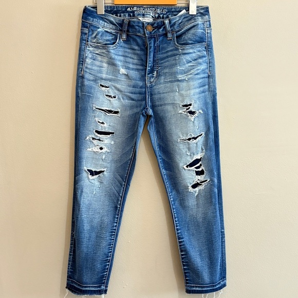 American Eagle Outfitters Distressed Denim Capri Jeans - Picture 2 of 16